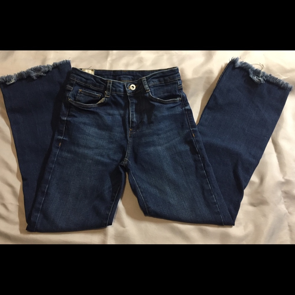 Women’s crop jeans